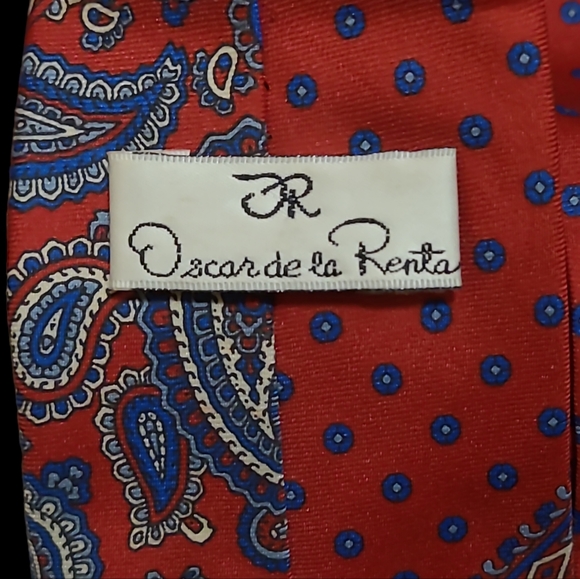Vintage Oscar de la Renta Men's Necktie L9 - Picture 2 of 2